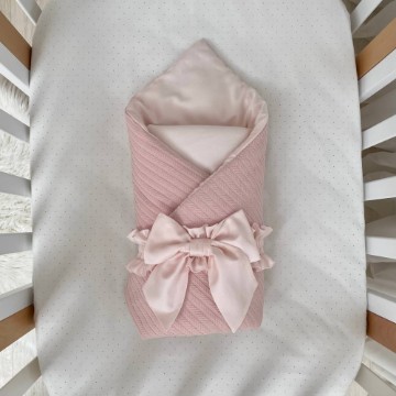 Paturica bebe din satin si material tricotat cu pilota si fundita, roz
